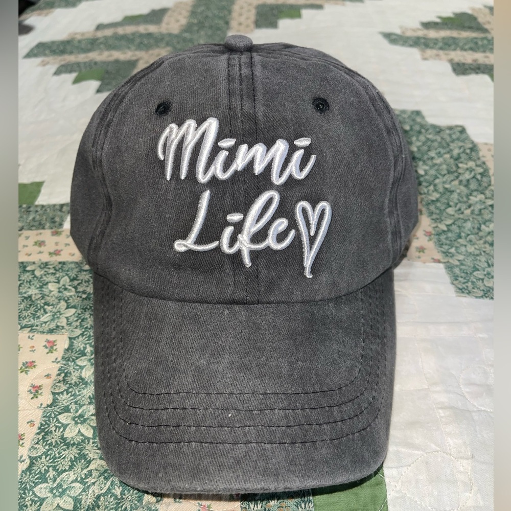 “Mimi” Life Hat